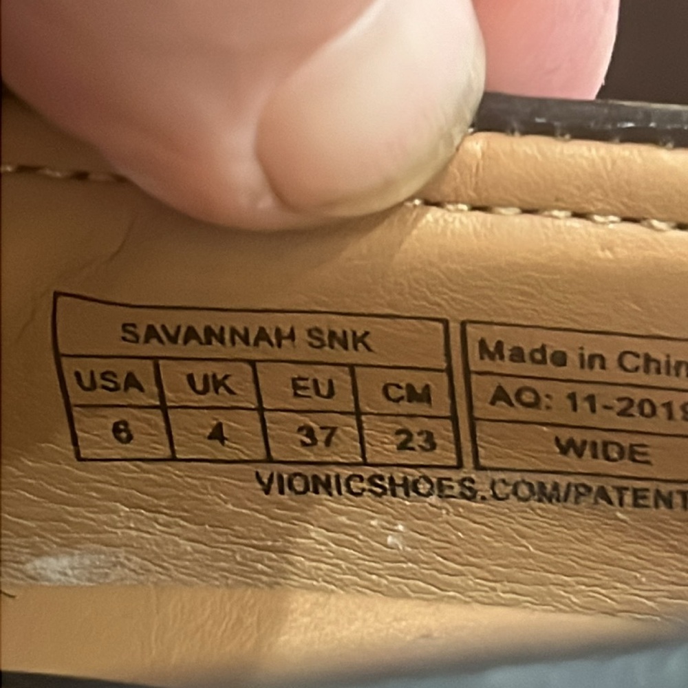 Vionic Slip On Flats - image 7